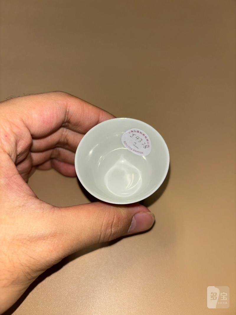 明成化 斗彩缠枝莲纹高足杯 - 图6